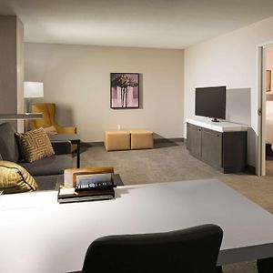 One-Bedroom Suite